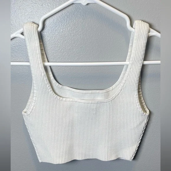 Aritzia Babaton Women’s Sculpt Knit Ribbed Square‎ Neck Cropped Tank White SZ S - Picture 3 of 4